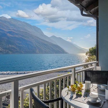 Casa Toblini Al Lago On The Beach Torbole Sul Garda Екстериор снимка