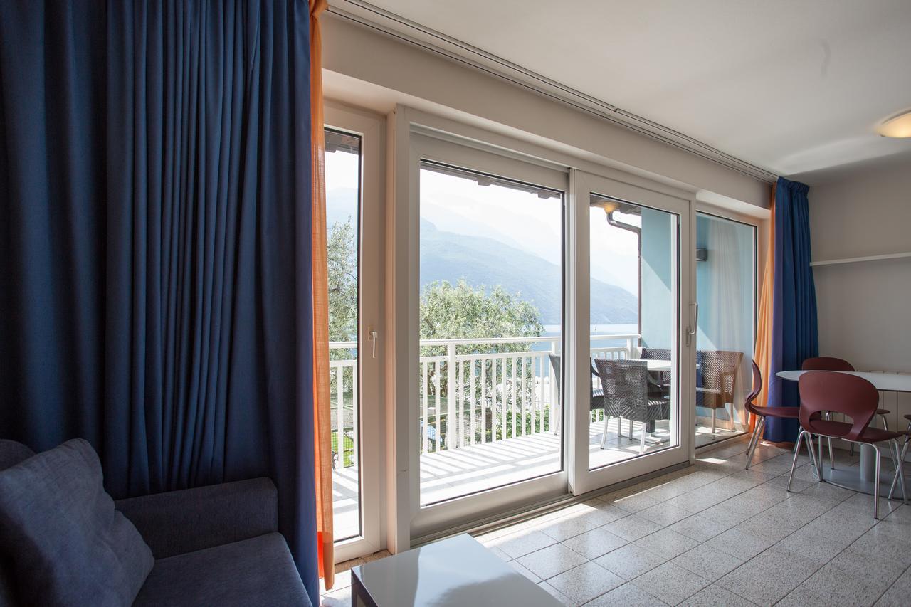 Casa Toblini Al Lago On The Beach Torbole Sul Garda Екстериор снимка
