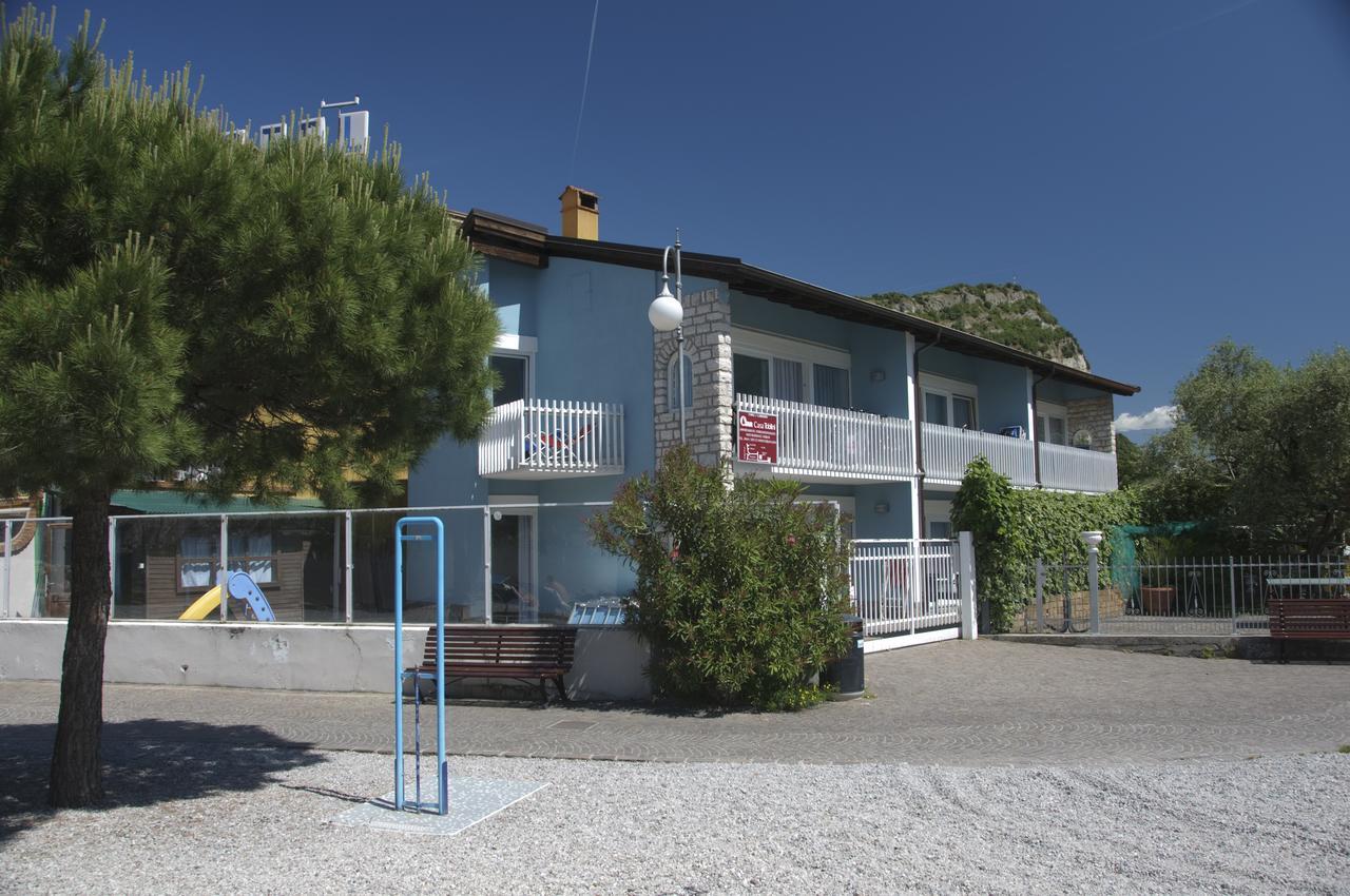 Casa Toblini Al Lago On The Beach Torbole Sul Garda Екстериор снимка